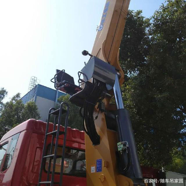 張家界眾誠(chéng)機(jī)械設(shè)備租賃有限公司,吊車(chē)出租,張家界高空作業(yè)車(chē)出租 張家界眾誠(chéng)機(jī)械設(shè)備租賃有限公司,吊車(chē)出租,張家界高空作業(yè)車(chē)出租