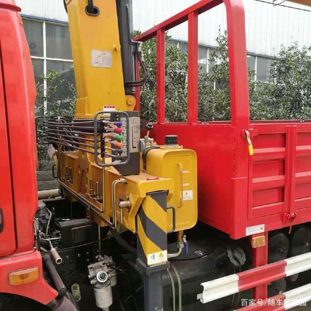 張家界眾誠(chéng)機(jī)械設(shè)備租賃有限公司,吊車(chē)出租,張家界高空作業(yè)車(chē)出租 張家界眾誠(chéng)機(jī)械設(shè)備租賃有限公司,吊車(chē)出租,張家界高空作業(yè)車(chē)出租
